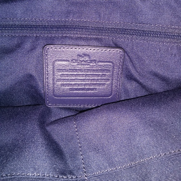 Coach Embossed Navy Blue Leather Bag - Picture 8 of 8